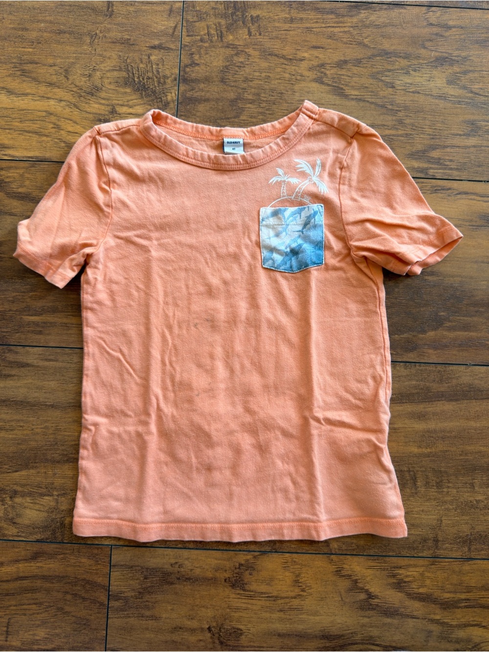 Old Navy Peach Short Sleeve Tee with Blue Palm Pocket